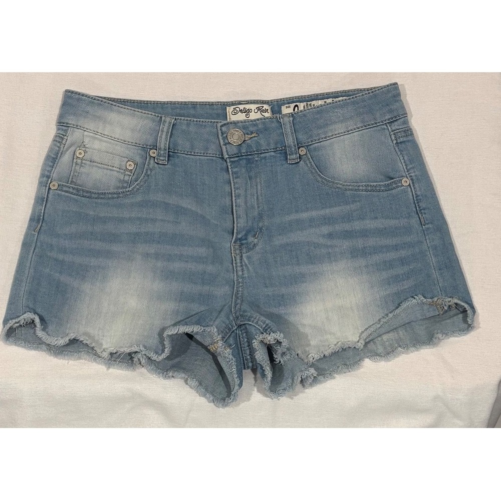 Indigo Rein Women's Size 9 Denim Shorts Light Wash Frayed Hem
